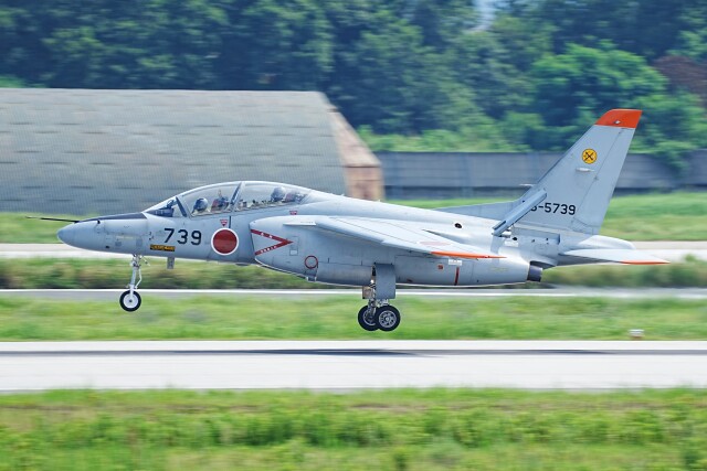 michikoさんが、築城基地で撮影した航空自衛隊 T-4の航空フォト（飛行機 写真・画像）