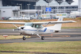 kumagorouさんが、仙台空港で撮影した新中央航空 172Pの航空フォト（飛行機 写真・画像）