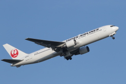 ゴンタさんが、羽田空港で撮影した日本航空 767-346/ERの航空フォト（飛行機 写真・画像）