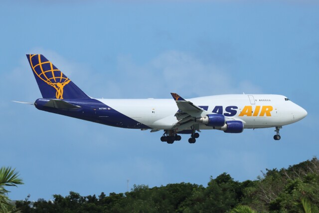 Mr.boneさんが、嘉手納飛行場で撮影したアトラス航空の航空フォト（飛行機 写真・画像）