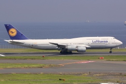 しゃこ隊さんが、羽田空港で撮影したルフトハンザドイツ航空 747-830の航空フォト（飛行機 写真・画像）