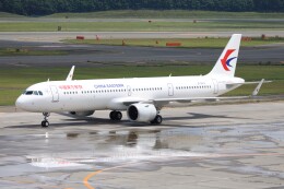 utarou on NRTさんが、新千歳空港で撮影した中国東方航空 A321-251NXの航空フォト（飛行機 写真・画像）