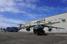 Pikpik pilotさんが、入間飛行場で撮影した航空自衛隊 EC-1の航空フォト（飛行機 写真・画像）