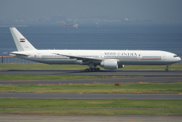 jun☆さんが、羽田空港で撮影したインド政府 777-337/ERの航空フォト（飛行機 写真・画像）