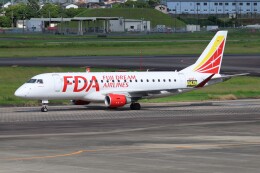 utarou on NRTさんが、名古屋飛行場で撮影したフジドリームエアラインズ ERJ-170-200 (ERJ-175STD)の航空フォト（飛行機 写真・画像）