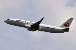 CL&CLさんが、奄美空港で撮影した日本航空 737-846の航空フォト（飛行機 写真・画像）