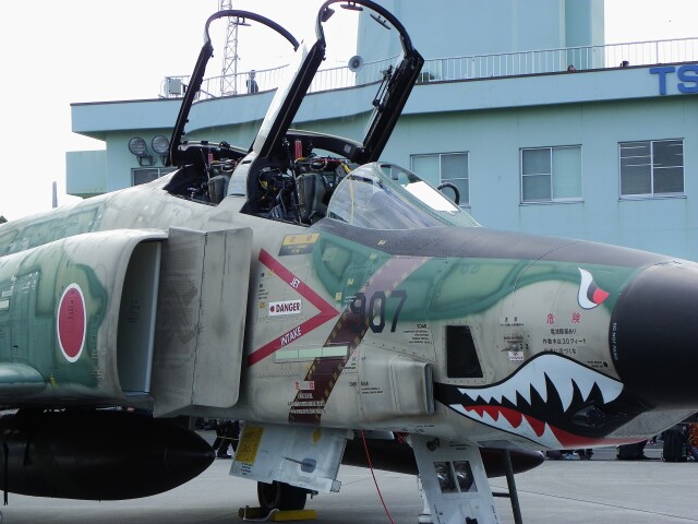 マクドネル・ダグラス RF-4E  ファントムII