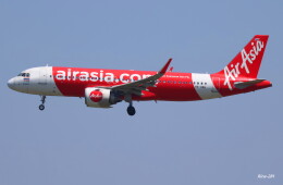 RINA-281さんが、成田国際空港で撮影したタイ・エアアジア A320-251Nの航空フォト（飛行機 写真・画像）