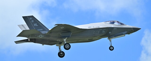 オカリンさんが、嘉手納飛行場で撮影したアメリカ空軍 F-35A Lightning IIの航空フォト（飛行機 写真・画像）
