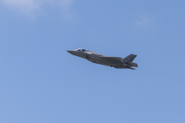 チャッピー・シミズさんが、嘉手納飛行場で撮影したアメリカ空軍 F-35A Lightning IIの航空フォト（飛行機 写真・画像）