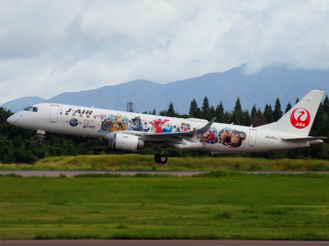秋田空港 - Akita Airport [AXT/RJSK]で撮影された秋田空港 - Akita Airport [AXT/RJSK]の航空機写真(フォト・画像)
