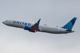 walker2000さんが、シアトル タコマ国際空港で撮影したユナイテッド航空 737-9-MAXの航空フォト（飛行機 写真・画像）