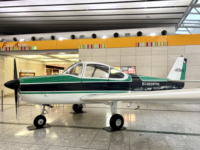 富士重工 FA-200 エアロスバル