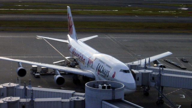 NAOTOさんが、羽田空港で撮影したJALウェイズ 747-346の航空フォト（飛行機 写真・画像）