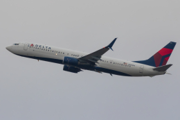 walker2000さんが、シアトル タコマ国際空港で撮影したデルタ航空 737-932/ERの航空フォト（飛行機 写真・画像）