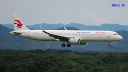 SNAKEさんが、新千歳空港で撮影した中国東方航空 A321-251NXの航空フォト（飛行機 写真・画像）