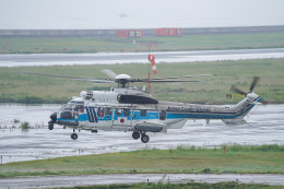 Nanoeさんが、関西国際空港で撮影した海上保安庁 EC225LP Super Puma Mk2+の航空フォト（飛行機 写真・画像）