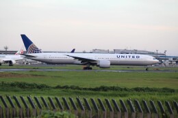 ハピネスさんが、成田国際空港で撮影したユナイテッド航空 777-322/ERの航空フォト（飛行機 写真・画像）