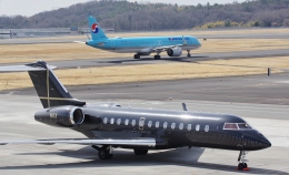 みどさんが、岡山空港で撮影したアメリカ企業所有の航空フォト（飛行機 写真・画像）