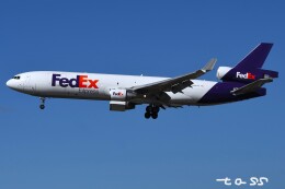 tassさんが、成田国際空港で撮影したフェデックス・エクスプレス MD-11Fの航空フォト（飛行機 写真・画像）