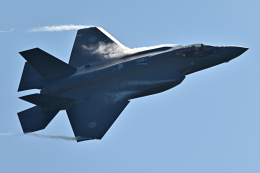 フォト太郎さんが、小松空港で撮影した航空自衛隊 F-35A Lightning IIの航空フォト（飛行機 写真・画像）