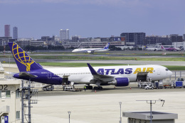 てくろくさんが、福岡空港で撮影したアトラス航空 767-324/ERの航空フォト（飛行機 写真・画像）