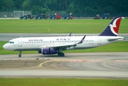 SFJ_capさんが、シンガポール・チャンギ国際空港で撮影したマカオ航空 A320-232の航空フォト（飛行機 写真・画像）