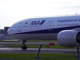 Airsky(FUK)さんが、福岡空港で撮影した全日空 777-381の航空フォト（飛行機 写真・画像）