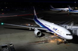 koei5000さんが、羽田空港で撮影した全日空 777-281/ERの航空フォト（飛行機 写真・画像）