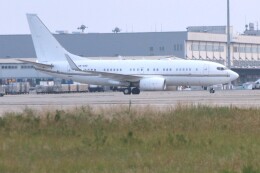 青春の１ページさんが、関西国際空港で撮影したロイヤル・ジェット 737-7Z5 BBJの航空フォト（飛行機 写真・画像）