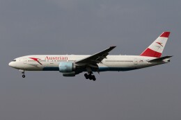 hana777さんが、成田国際空港で撮影したオーストリア航空 777-2Z9/ERの航空フォト（飛行機 写真・画像）