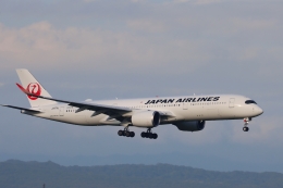 Chitose_Kun17812さんが、新千歳空港で撮影した日本航空 A350-941の航空フォト（飛行機 写真・画像）