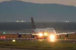 だーわるさんが、中部国際空港で撮影したアトラス航空 747-443の航空フォト（飛行機 写真・画像）