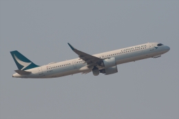 よっしぃさんが、香港国際空港で撮影したキャセイパシフィック航空 A321-251NXの航空フォト（飛行機 写真・画像）