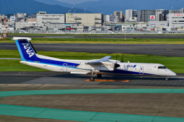C-1 foreverさんが、福岡空港で撮影したANAウイングス DHC-8-402Q Dash 8の航空フォト（飛行機 写真・画像）