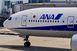 C-1 foreverさんが、福岡空港で撮影した全日空 777-281/ERの航空フォト（飛行機 写真・画像）