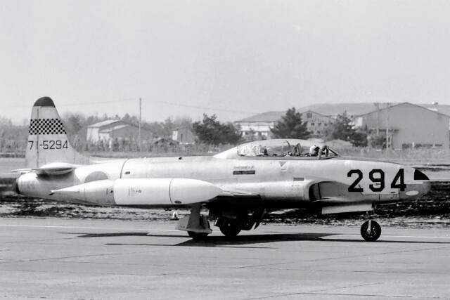 川崎 T-33