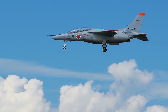 あずち88さんが、岐阜基地で撮影した航空自衛隊 T-4の航空フォト（飛行機 写真・画像）