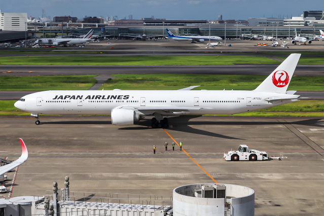 Y.Dさんが、羽田空港で撮影した日本航空 777-346/ERの航空フォト（飛行機 写真・画像）