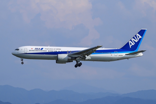 JJ✈さんが、米子空港で撮影した全日空 767-381/ERの航空フォト（飛行機 写真・画像）