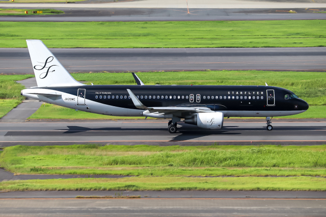 Y.Dさんが、羽田空港で撮影したスターフライヤー A320-214の航空フォト（飛行機 写真・画像）