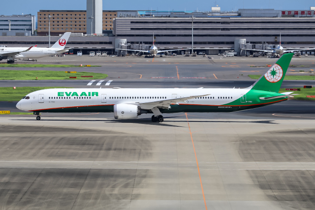 Y.Dさんが、羽田空港で撮影したエバー航空 787-10の航空フォト（飛行機 写真・画像）