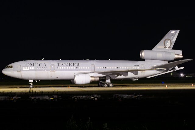 Snowman☃️さんが、新千歳空港で撮影したオメガ・エア DC-10-30CFの航空フォト（飛行機 写真・画像）