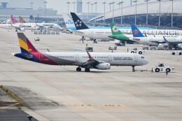 k-spotterさんが、関西国際空港で撮影したアシアナ航空 A321-231の航空フォト（飛行機 写真・画像）