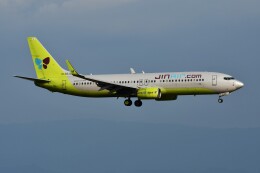 k-spotterさんが、関西国際空港で撮影したジンエアー 737-8Q8の航空フォト（飛行機 写真・画像）