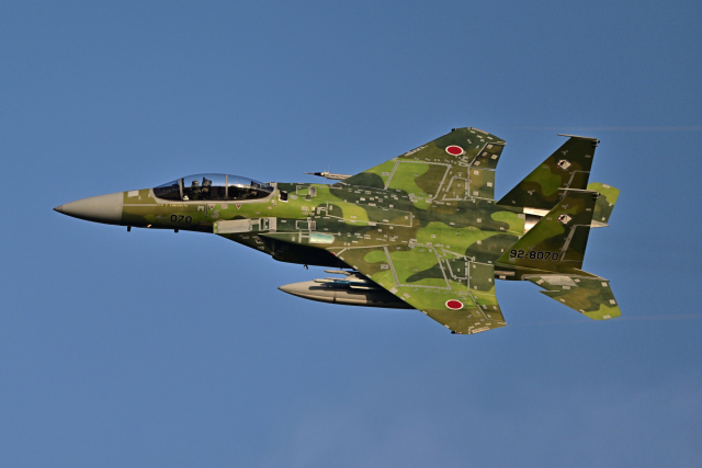 フォト太郎さんが、小松空港で撮影した航空自衛隊 F-15DJ Eagleの航空フォト（飛行機 写真・画像）