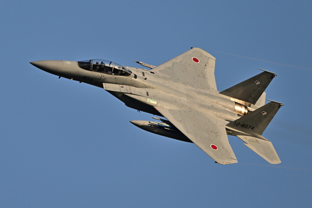 フォト太郎さんが、小松空港で撮影した航空自衛隊 F-15DJ Eagleの航空フォト（飛行機 写真・画像）