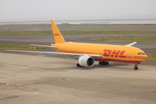 ⚡️Wingzさんが、中部国際空港で撮影したDHLエア UK 777-FZBの航空フォト（飛行機 写真・画像）