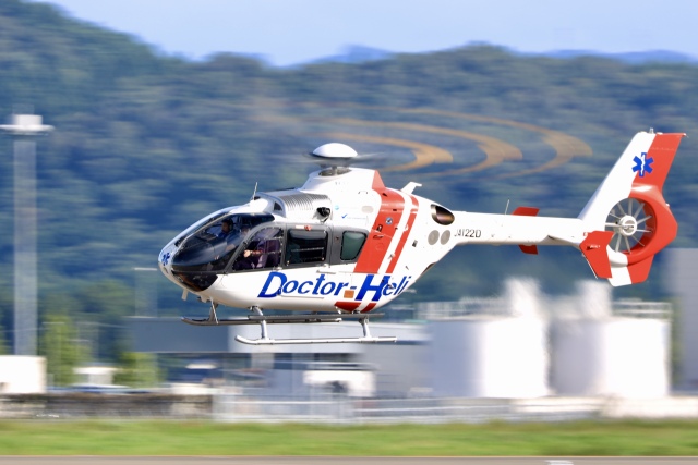 HNANA787さんが、花巻空港で撮影した中日本航空 EC135P2+の航空フォト（飛行機 写真・画像）