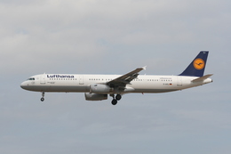 NIKEさんが、フランクフルト国際空港で撮影したルフトハンザドイツ航空 A321-231の航空フォト（飛行機 写真・画像）